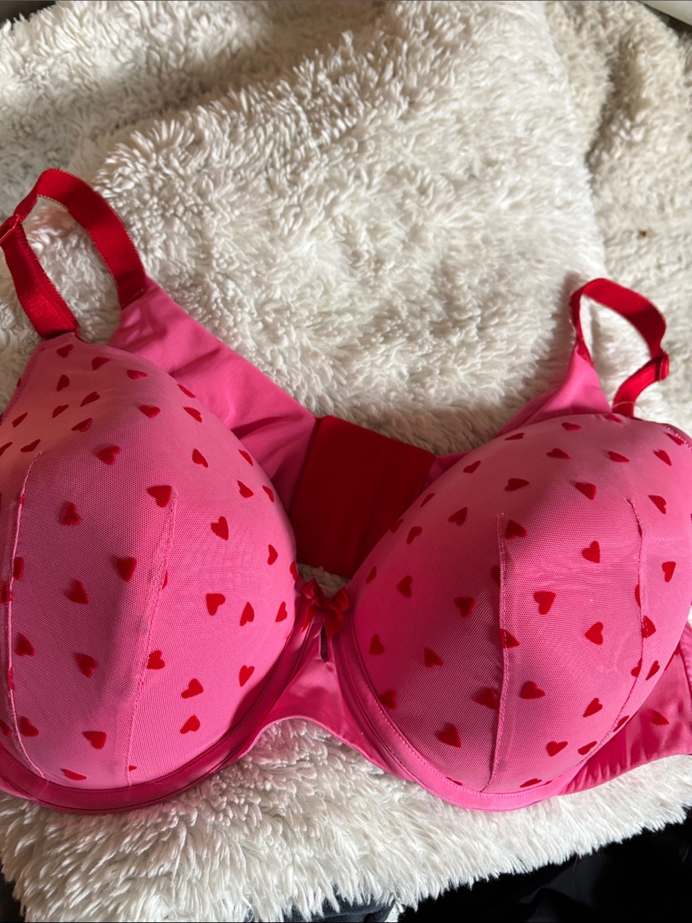 torrid Pink Bra with Red Heart Print Never Worn before.